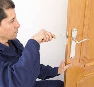 Town Center Locksmith Shop Seal Beach, CA 562-274-0788 Town Center Locksmith Shop Seal Beach, CA 562-274-0788