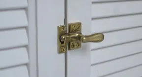 Town Center Locksmith Shop Seal Beach, CA 562-274-0788 - 9-Garage-Door-Locks